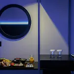 Dark Boutique 4*