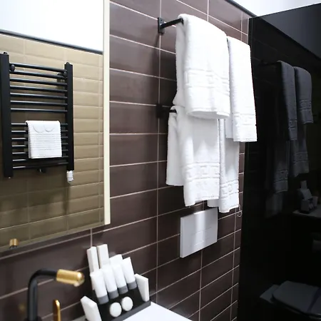 Dark Boutique Hotel 4*