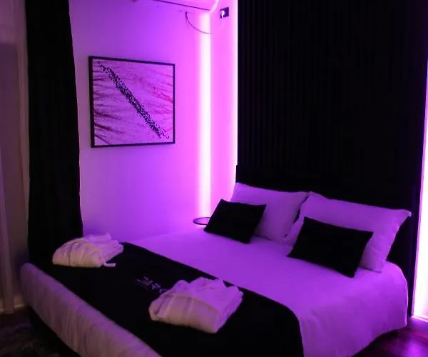Dark Boutique Otel