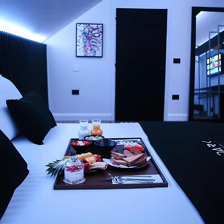 Dark Boutique Shkoze (Tirana)