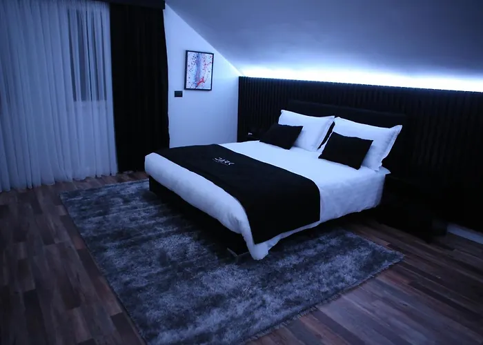 Dark Boutique Hotell